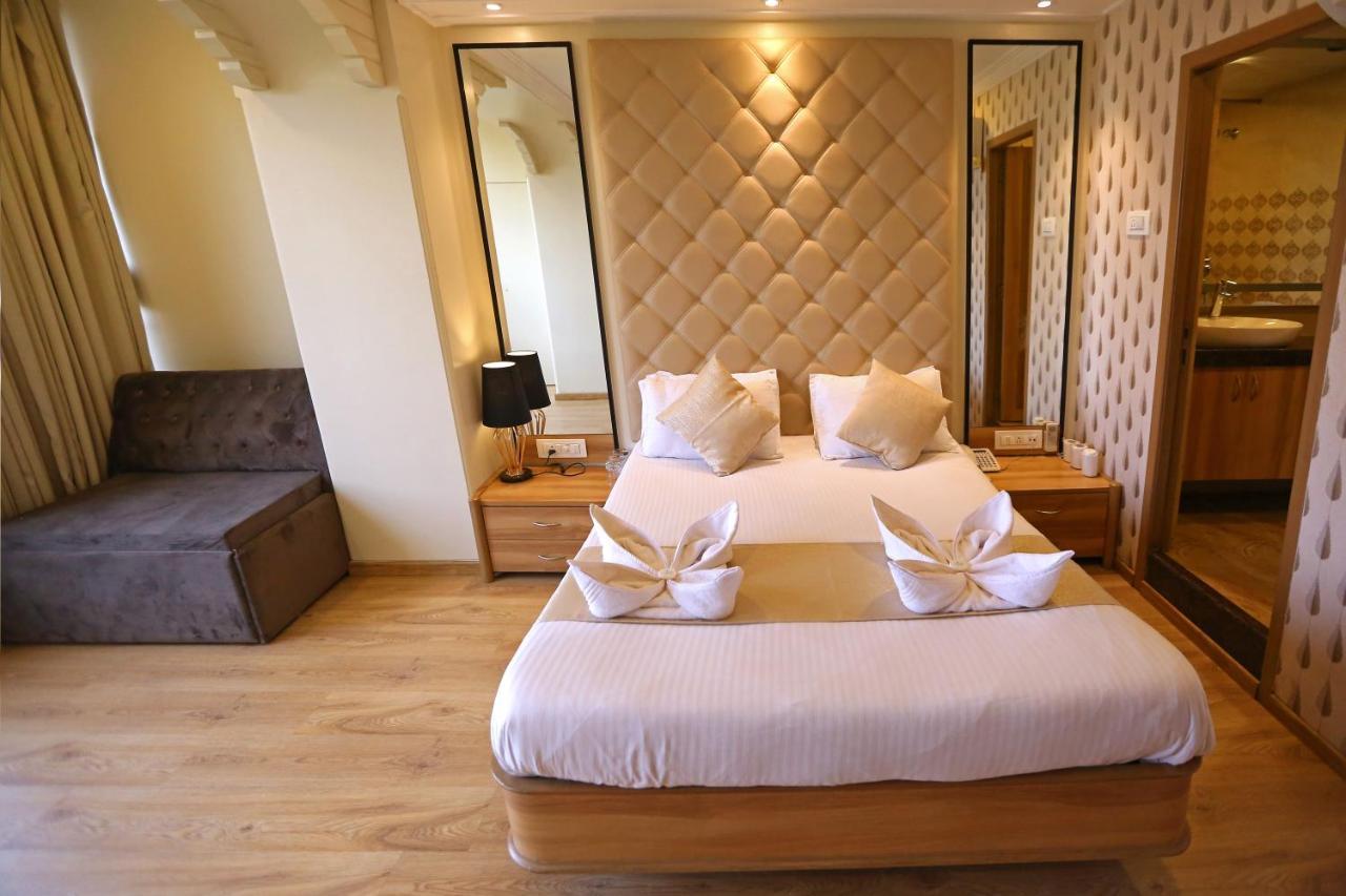 Gulf Hotel Mumbai- The Boutique Hotel Colaba מומביי מראה חיצוני תמונה