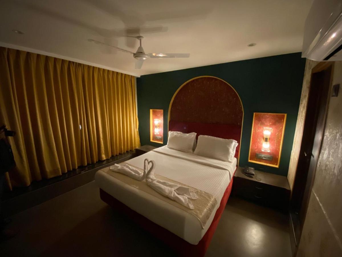 Gulf Hotel Mumbai- The Boutique Hotel Colaba מומביי מראה חיצוני תמונה
