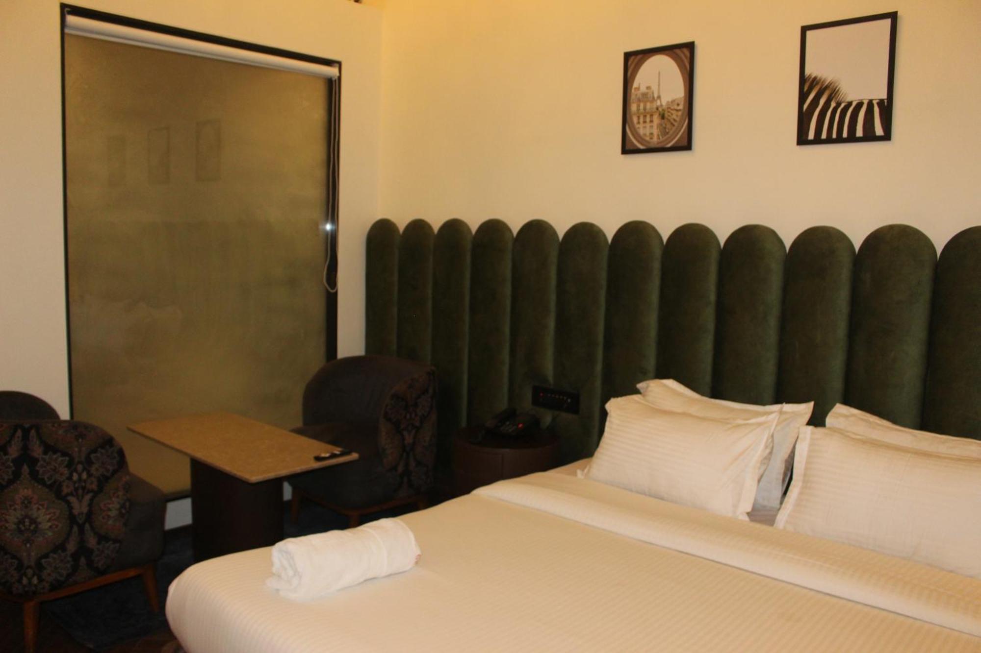 Gulf Hotel Mumbai- The Boutique Hotel Colaba מומביי מראה חיצוני תמונה