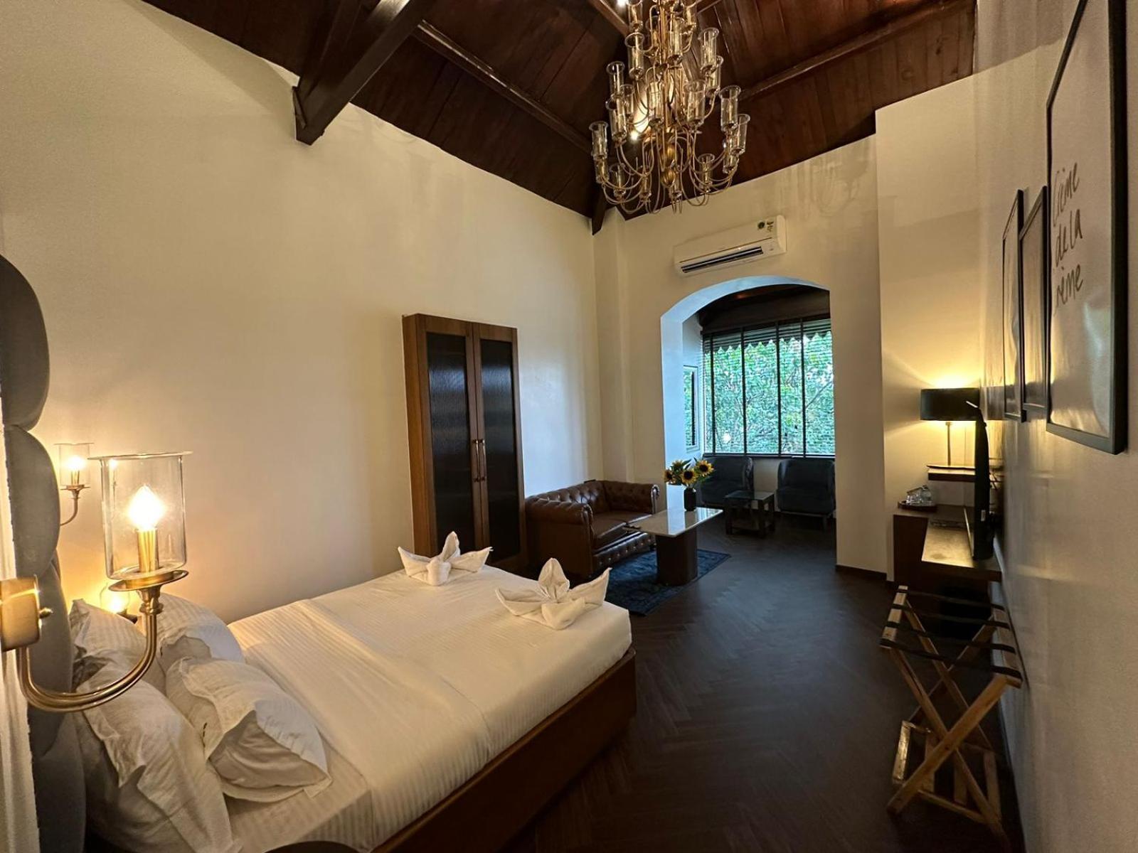 Gulf Hotel Mumbai- The Boutique Hotel Colaba מומביי מראה חיצוני תמונה