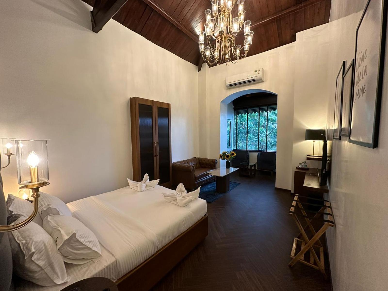 Gulf Hotel Mumbai- The Boutique Hotel Colaba מומביי מראה חיצוני תמונה