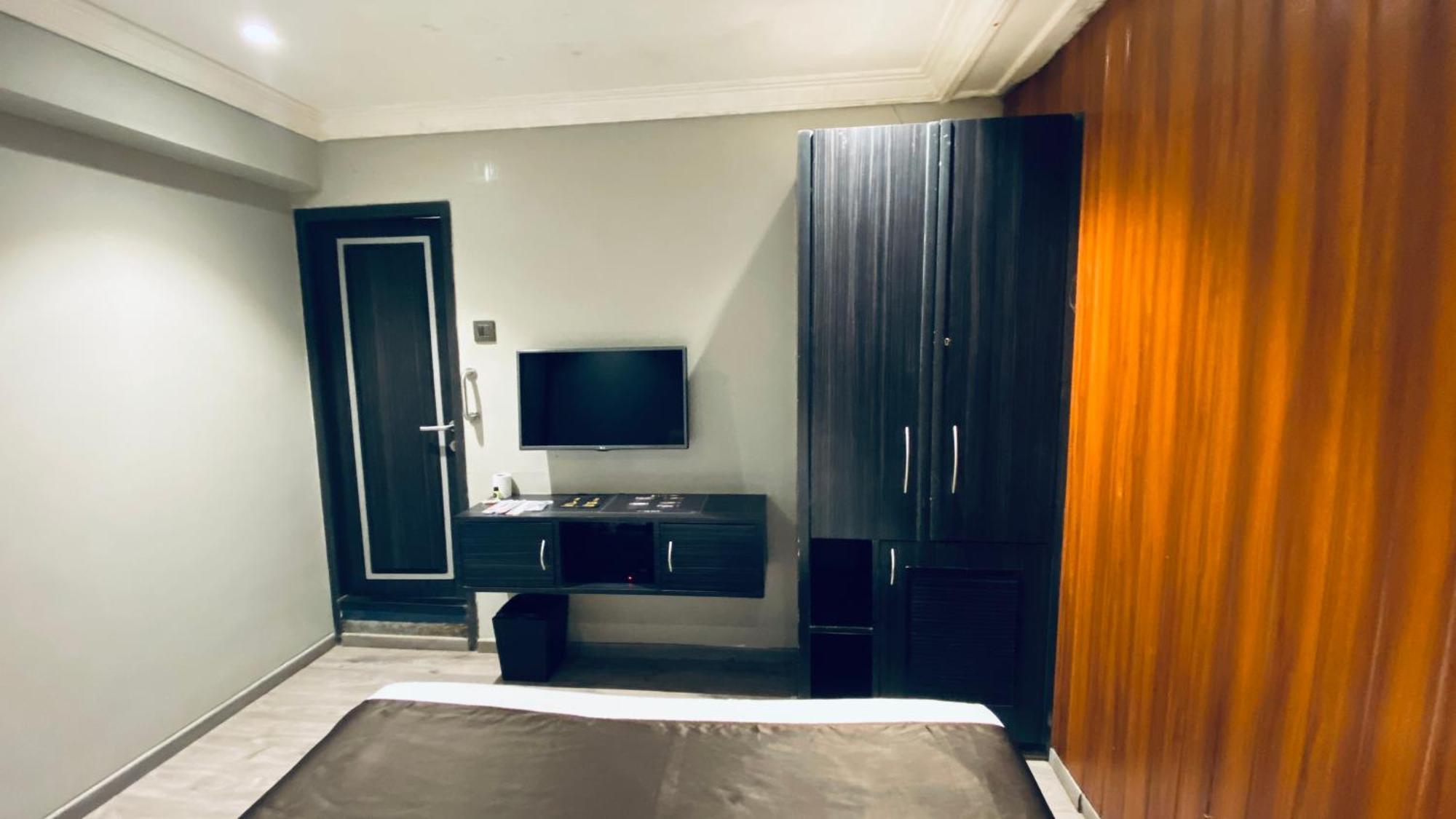 Gulf Hotel Mumbai- The Boutique Hotel Colaba מומביי מראה חיצוני תמונה